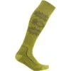 Icebreaker Ski+ Light OTC Ski Heritage Socks Men - Bio Lime/Loden 2 Icebreaker Ski+ Light OTC Ski Heritage Socks Men - Bio Lime/Loden -Icebreaker icebreaker mens ski plus light otc ski heritage socks bio lime loden 1 1487205