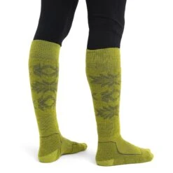 Icebreaker Ski+ Light OTC Ski Heritage Socks Men - Bio Lime/Loden -Icebreaker icebreaker mens ski plus light otc ski heritage socks bio lime loden model 2 1498942