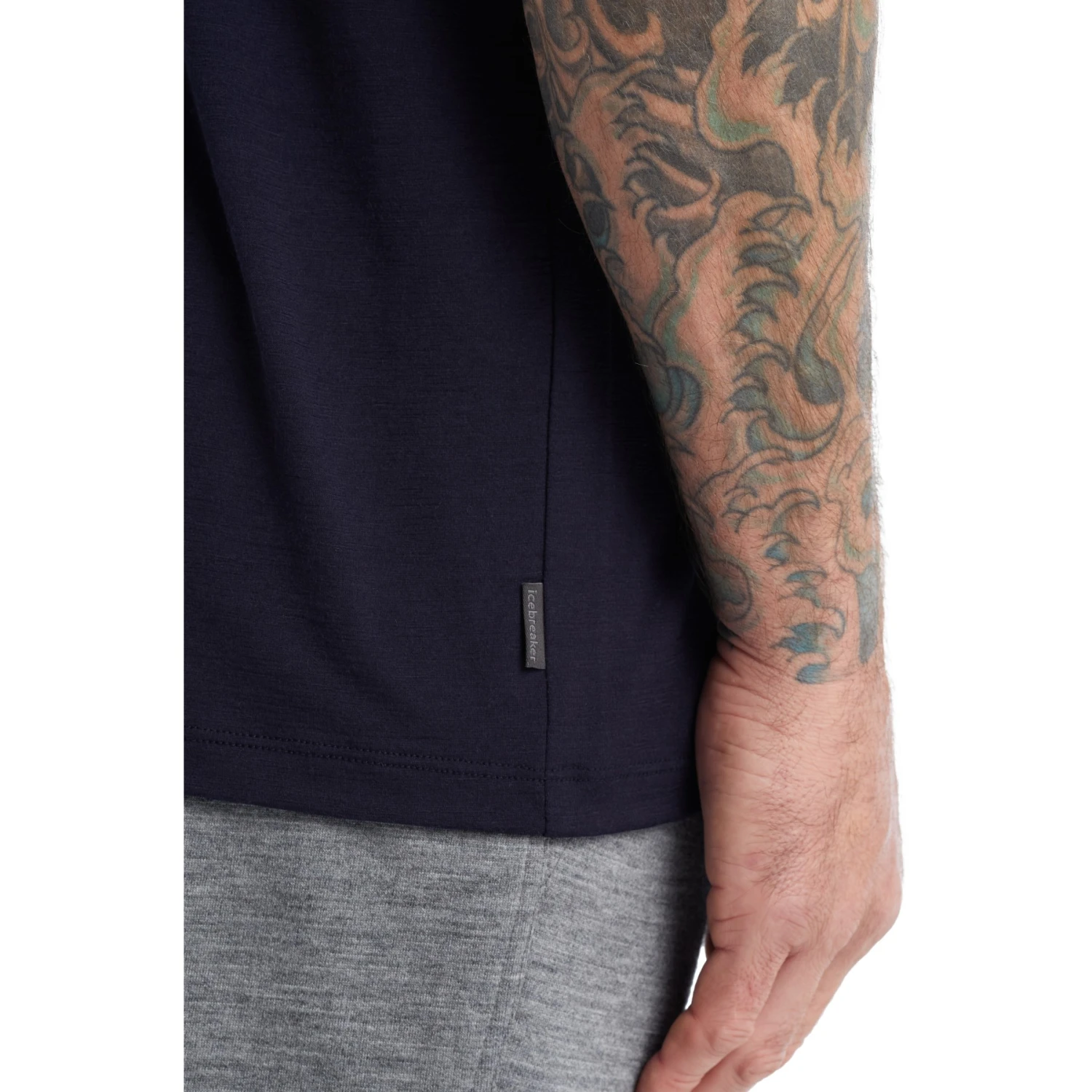 Icebreaker Tech Lite II T-Shirt Men - Midnight Navy 9 Icebreaker Tech Lite II T-Shirt Men - Midnight Navy - Image 7