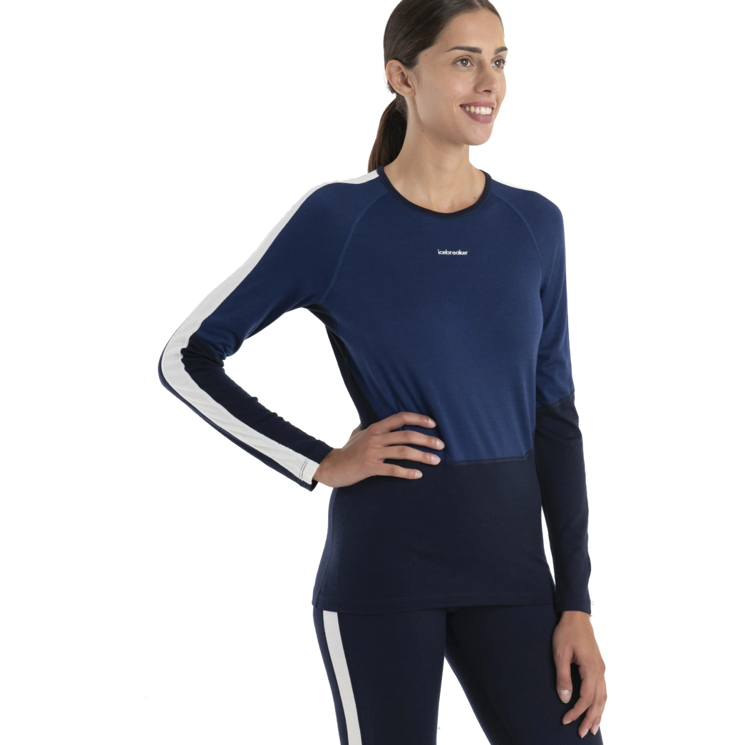Icebreaker 200 Sonebula Crewe Long Sleeve Shirt Women - Midnight Navy/Royal Navy/Snow 7 Icebreaker 200 Sonebula Crewe Long Sleeve Shirt Women - Midnight Navy/Royal Navy/Snow - Image 5