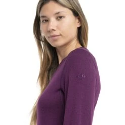 Icebreaker 260 Tech Crewe Long Sleeve Shirt Women - Nightshade 9 Icebreaker 260 Tech Crewe Long Sleeve Shirt Women - Nightshade -Icebreaker icebreaker womens 260 tech long sleeve crewe nightshade model 4 1499497