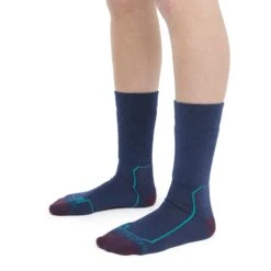 Icebreaker Hike+ Medium Crew Socks Women - Royal Navy/Nightshade/Flux Green 9 Icebreaker Hike+ Medium Crew Socks Women - Royal Navy/Nightshade/Flux Green -Icebreaker icebreaker womens hike plus medium crew socks royal navy nightshade flux green model 3 1498747