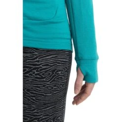 Icebreaker Quantum III Long Sleeve Zip Midlayer Women - Flux Green 21 Icebreaker Quantum III Long Sleeve Zip Midlayer Women - Flux Green -Icebreaker icebreaker womens quantum iii long sleeve zip midlayer flux green model 8 1498850