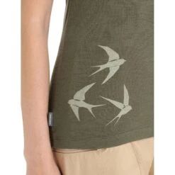 Icebreaker Tech Lite II Swarming Shapes Scoop T-Shirt Women - Loden -Icebreaker icebreaker womens tech lite ii swarming shapes scoop t shirt loden 7 1382320