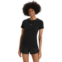 Icebreaker ZoneKnit™ Slit Back Short Sleeve Tee Women - Black