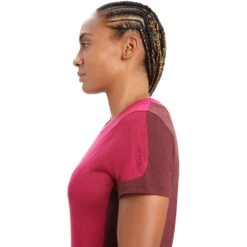 Icebreaker ZoneKnit™ Slit Back Short Sleeve Tee Women - Cherry/Espresso -Icebreaker icebreaker womens zoneknit slit back short sleeve tee cherry espresso 5 1558270