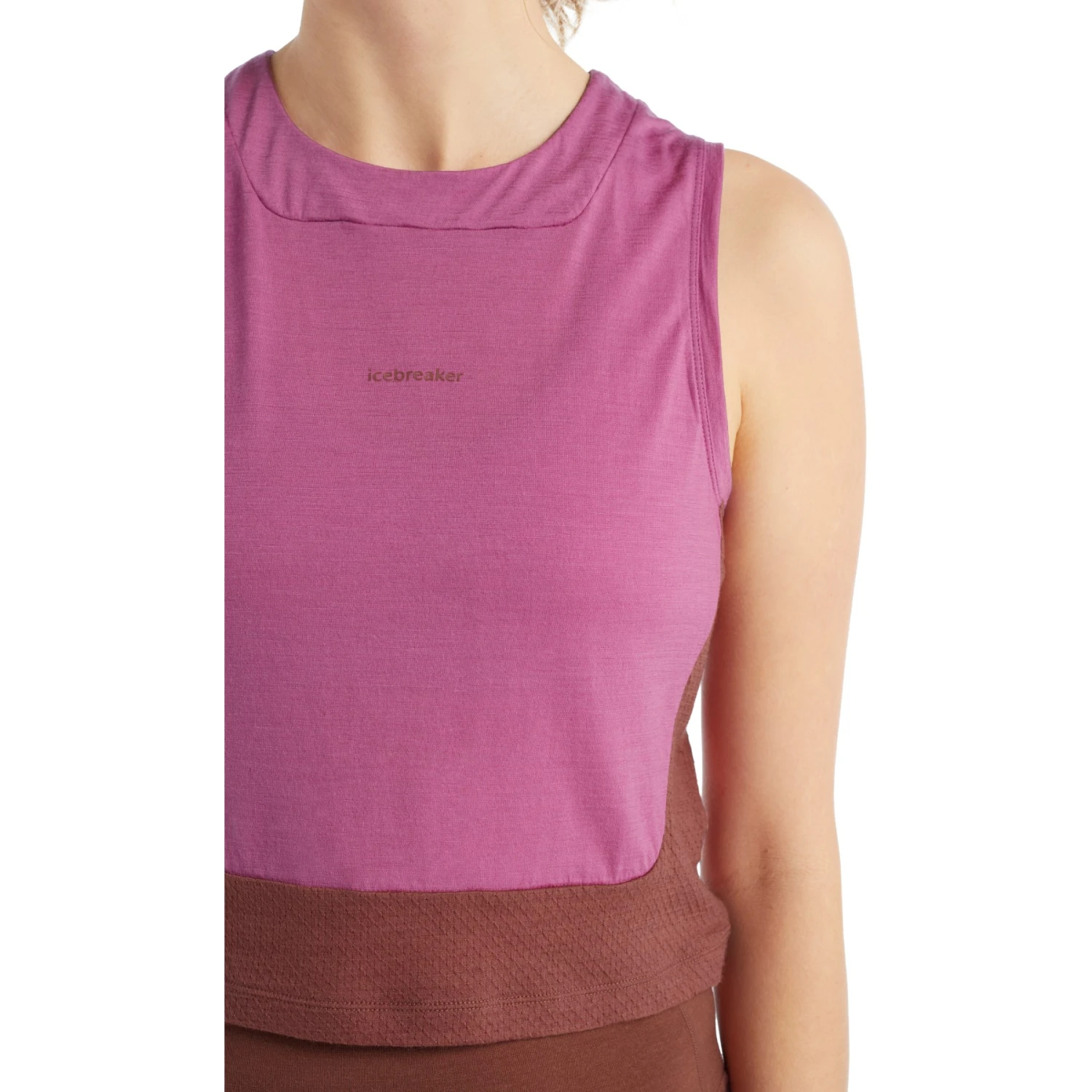 Icebreaker ZoneKnit™ Tank Top Women - Cosmic/Grape 7 Icebreaker ZoneKnit™ Tank Top Women - Cosmic/Grape - Image 5