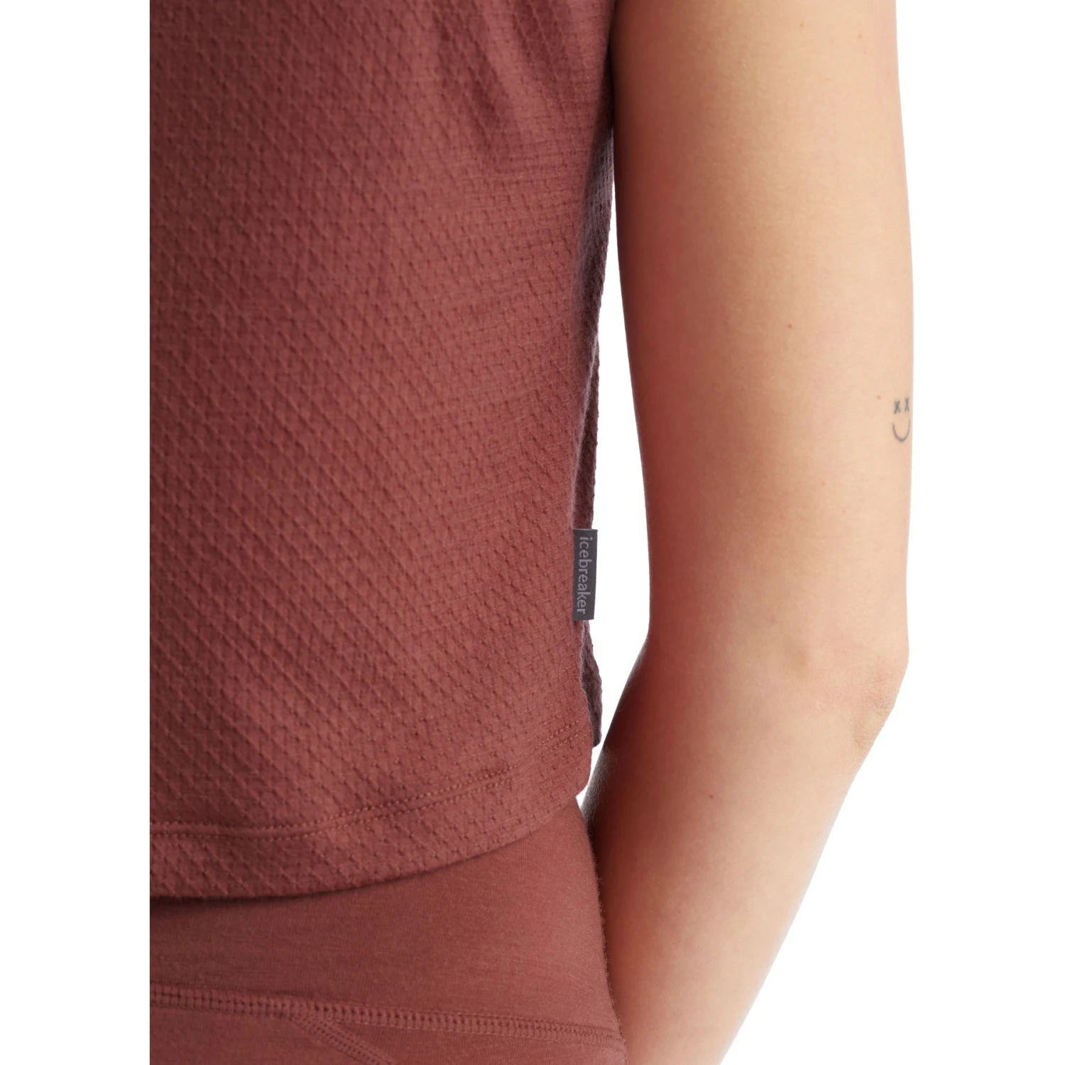 Icebreaker ZoneKnit™ Tank Top Women - Cosmic/Grape 8 Icebreaker ZoneKnit™ Tank Top Women - Cosmic/Grape - Image 6